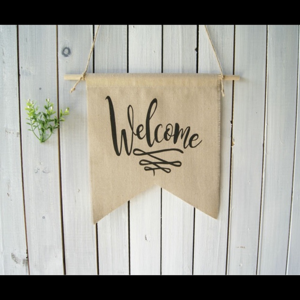 Meet your Posher, Denise 😀